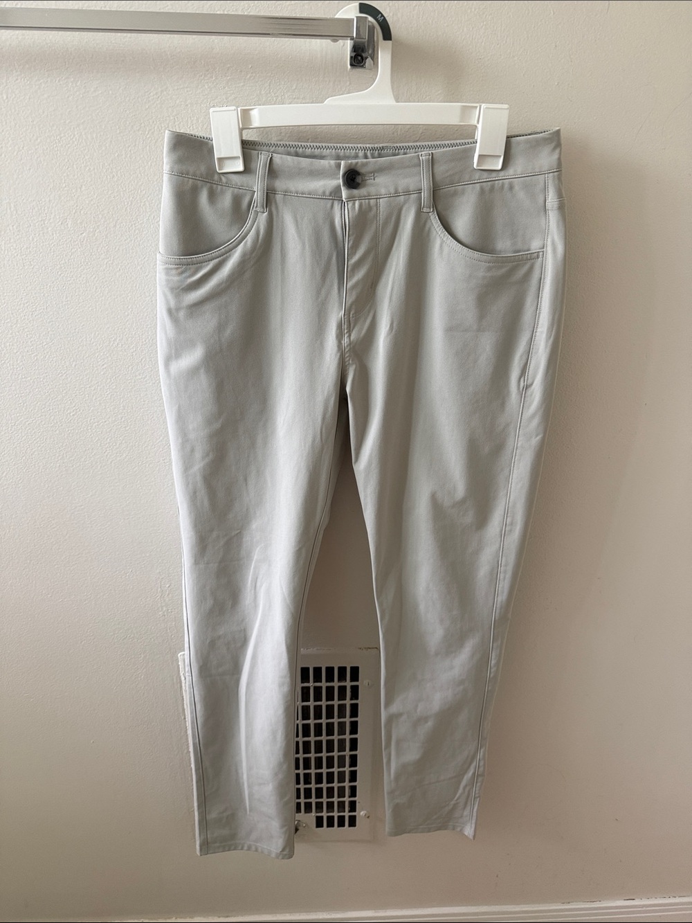 Vuori Light Gray Men's Chinos